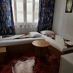 Guest Denitsa 3*