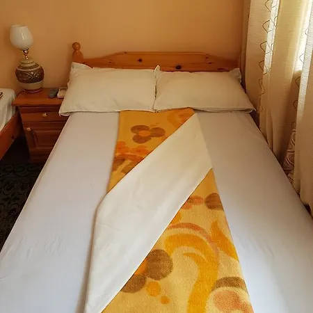 Guest Denitsa 3* Obzor